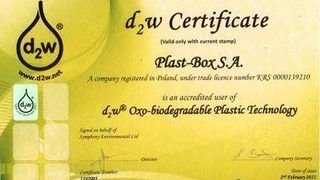 Plast-Box stawia na opako