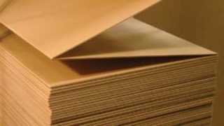 Corrugated board vs. plas