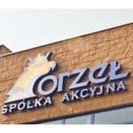 Orzeł produkuje granulat...