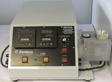 Wytlaczarka laboratoryjna firmy Alpha Technologies