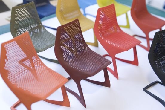 Plastic design – from imitation to inspiration