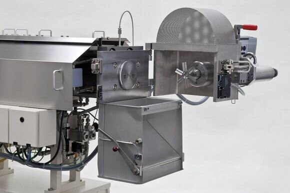 Coperion delivers ZSK twin screw extruder to PIBID in Uganda 