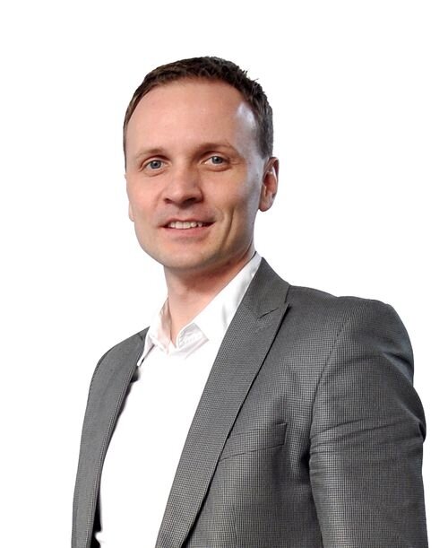Rozmowa: Asteniusz Myśliwiec, Plastigo