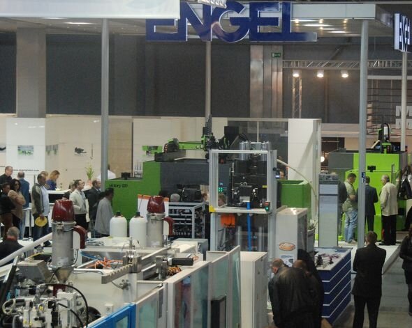 Engel z medalem targów Plastpol 2012