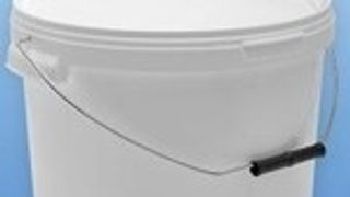 Plast - Box poprawia sprz