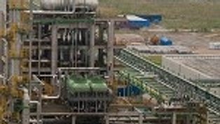 AkzoNobel podwyższa...