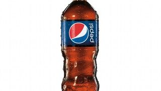 Lifting opakowań Pepsi za