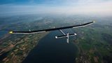 Solarny samolot z tworzyw nad USA
