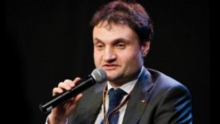 Konsolidacja...