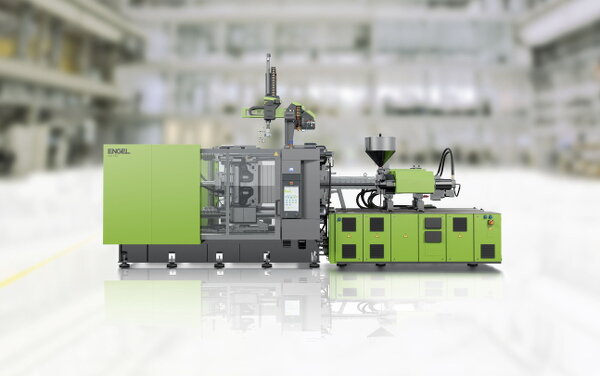 Engel at Chinaplas 2014