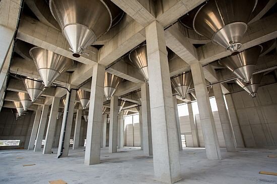 Slovnaft builds logistic plant for PE production