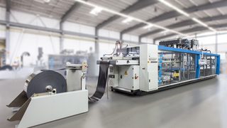 Kiefel presents the new S