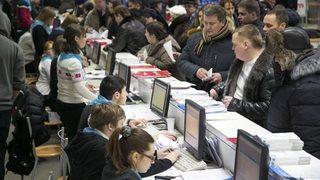  Steady demand despite di