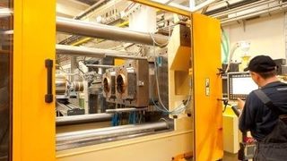 Plast-Box: niższe przycho