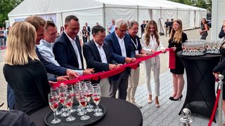 Single expands production in Poland